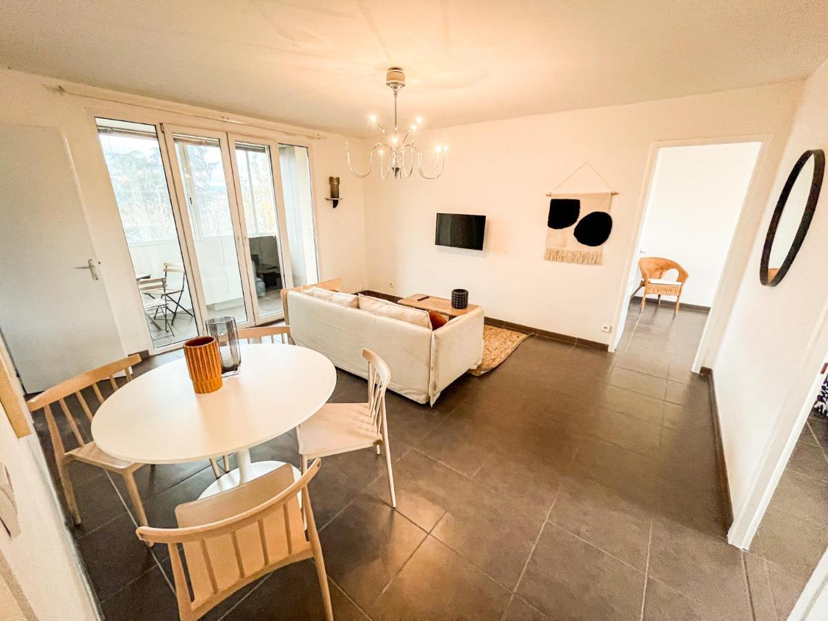 Suite Fanette Venissieux Exterior photo