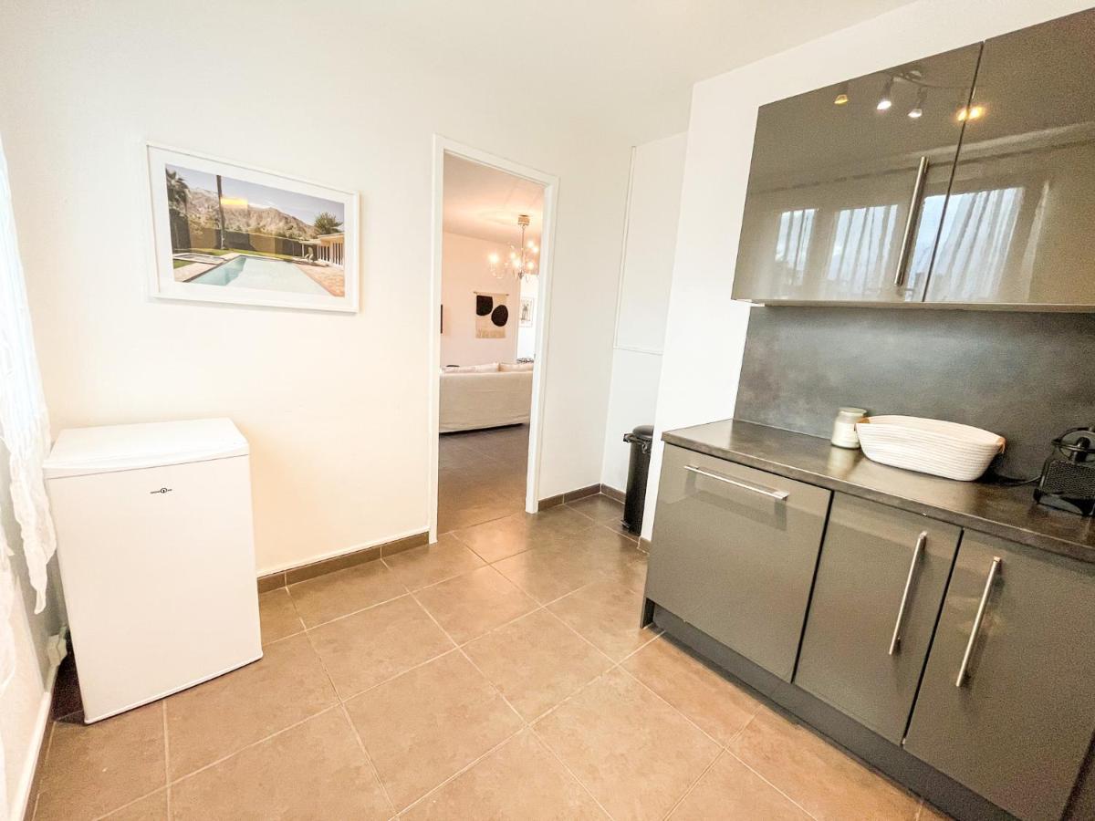 Suite Fanette Venissieux Exterior photo