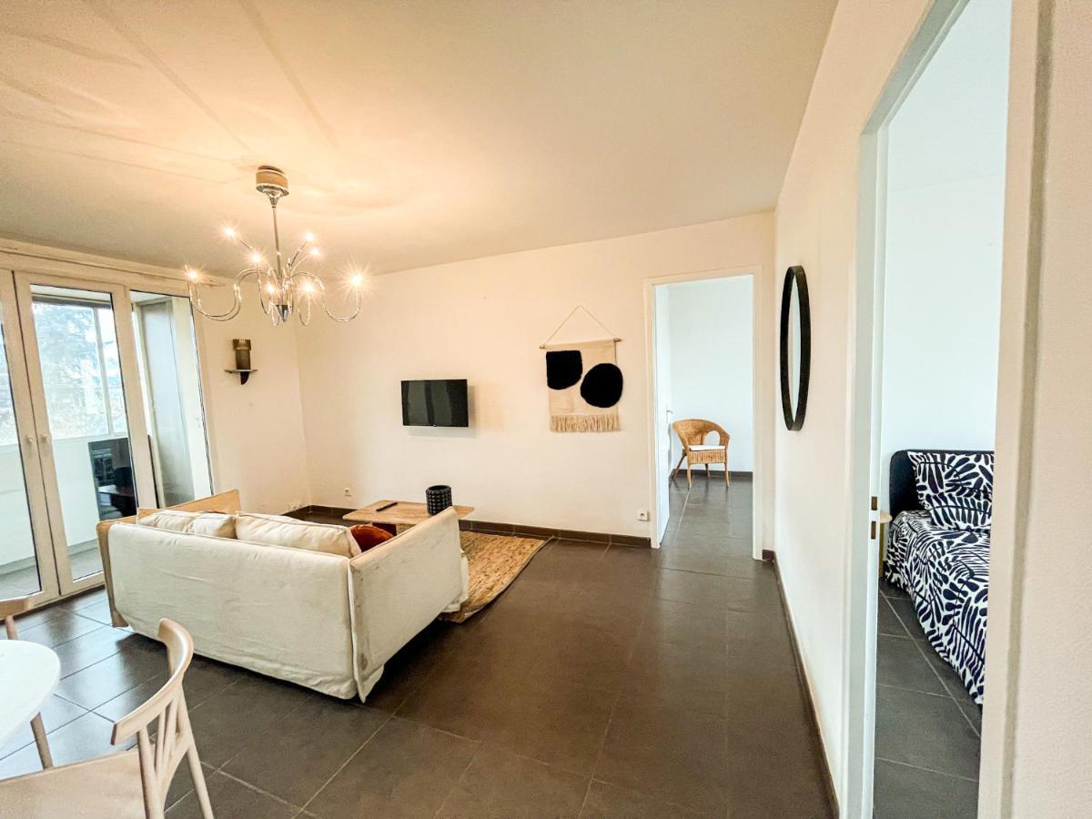 Suite Fanette Venissieux Exterior photo